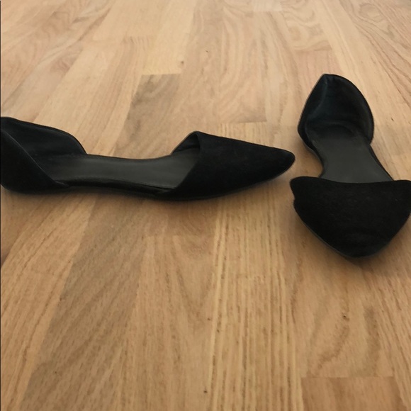 LIGHTLY WORN Black Flat Shoes - Picture 3 of 3